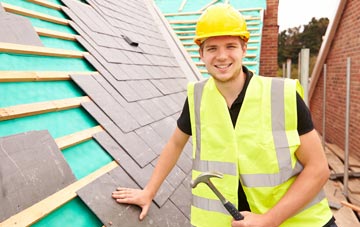 find trusted Combpyne roofers in Devon