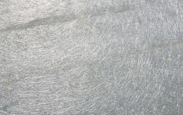 Combpyne laminate fibreglass or shingles?